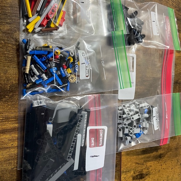 Lego McLaren Senna - used with box - Picture 13 of 16